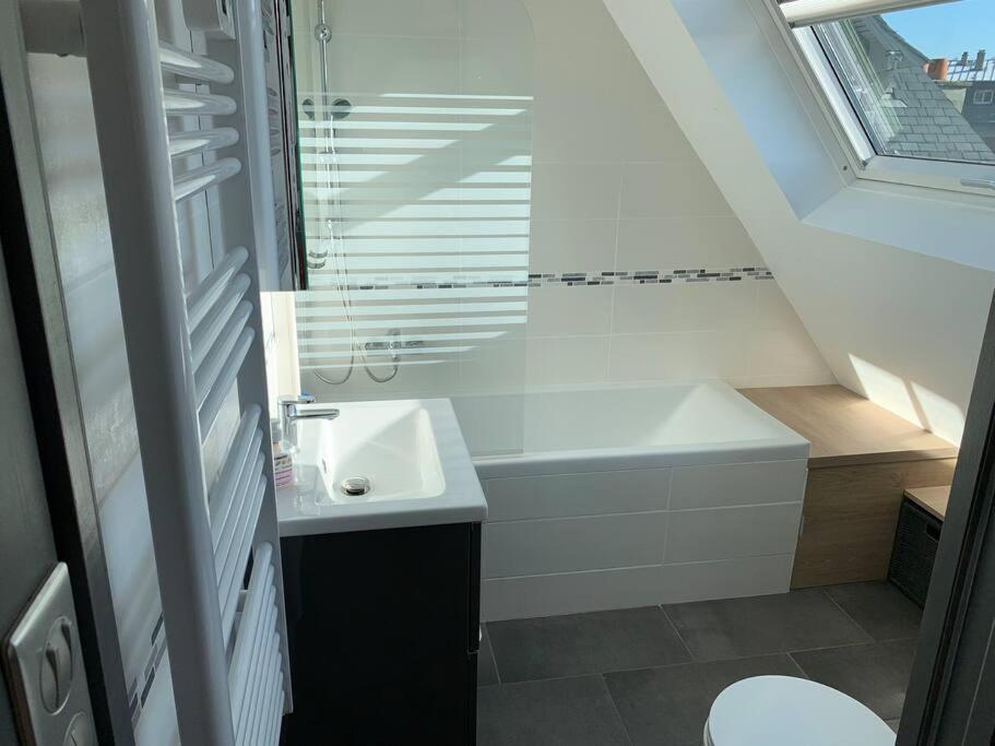 Le Henri IV - Vue Cathedrale, Parking Apartment Rouen Exterior foto